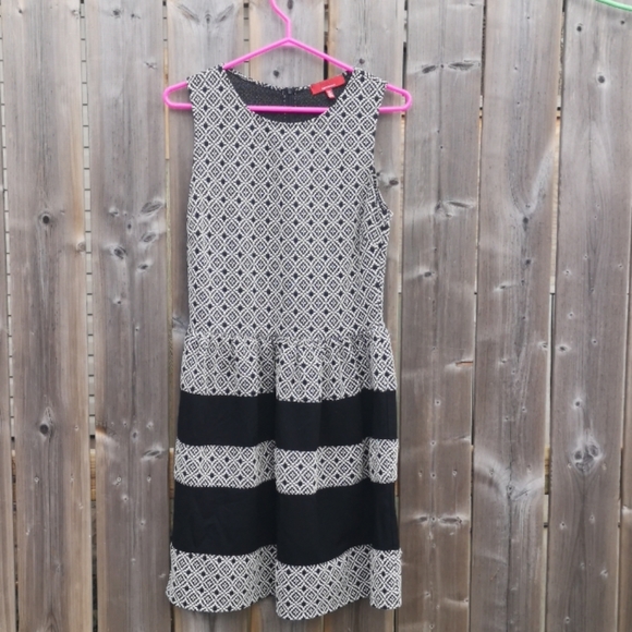 Dress - Picture 1 of 1